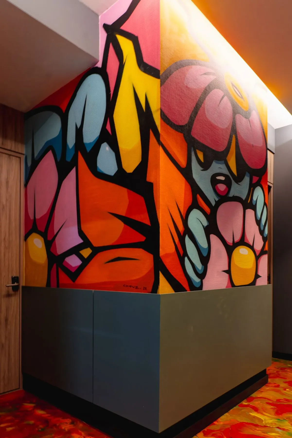 Street Art Hotel mural