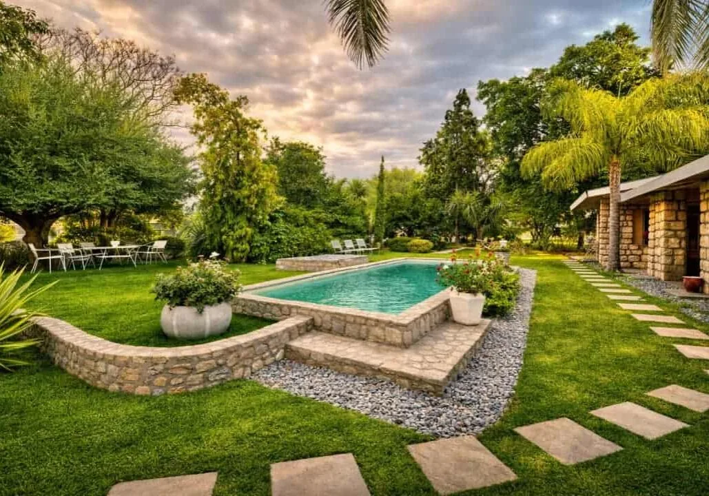 Swimming pool