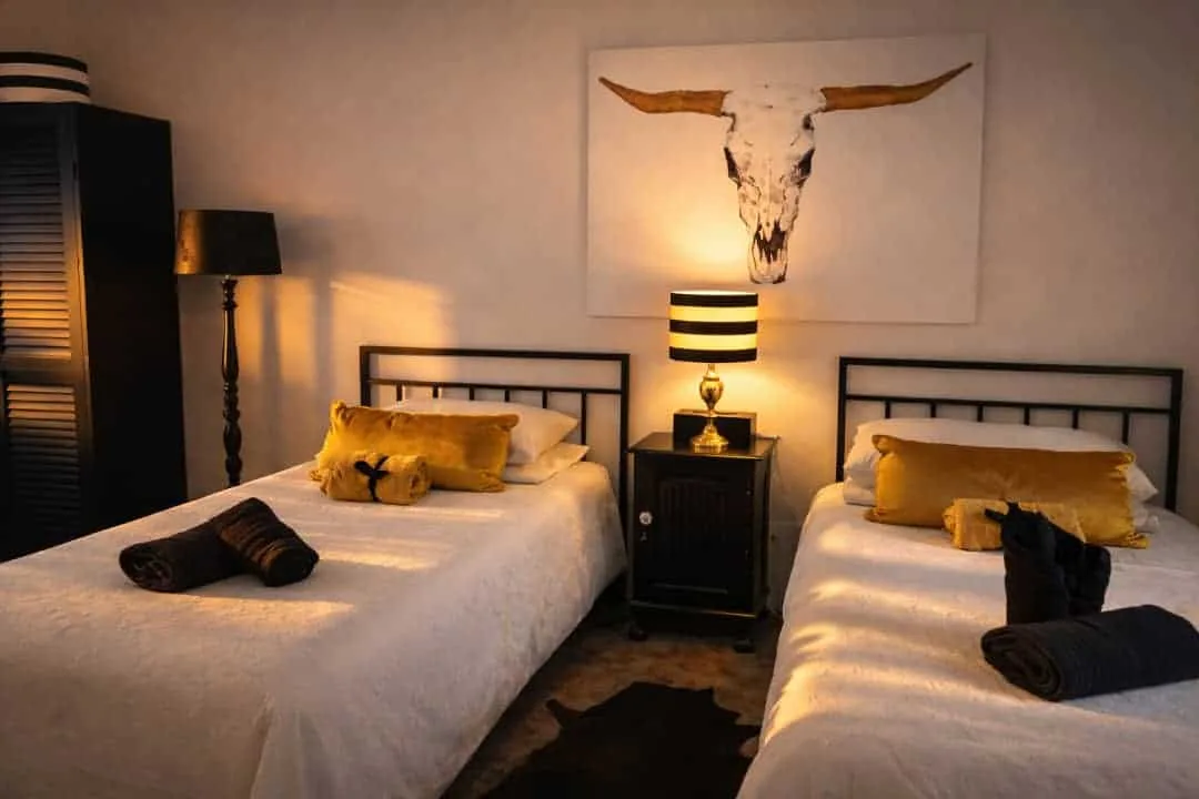 Guest room