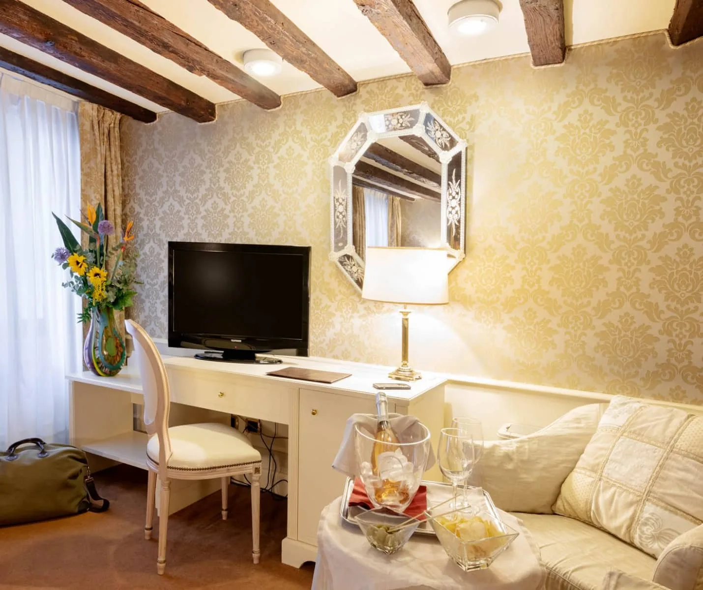 Habitación deluxe con vistas al canal
