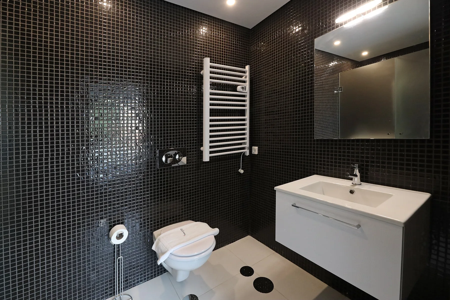 Apartment in Porto - FLH Boavista Flat I