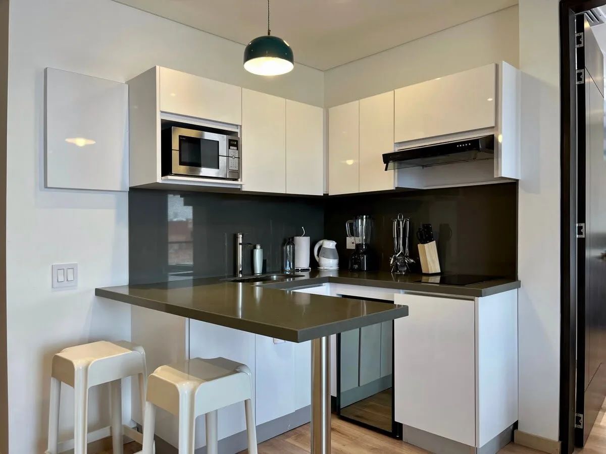Bright 1BR in San Patricio w/ Gym