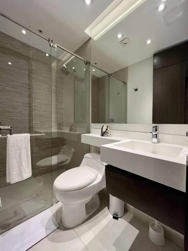 Bright 1BR in San Patricio w/ Gym