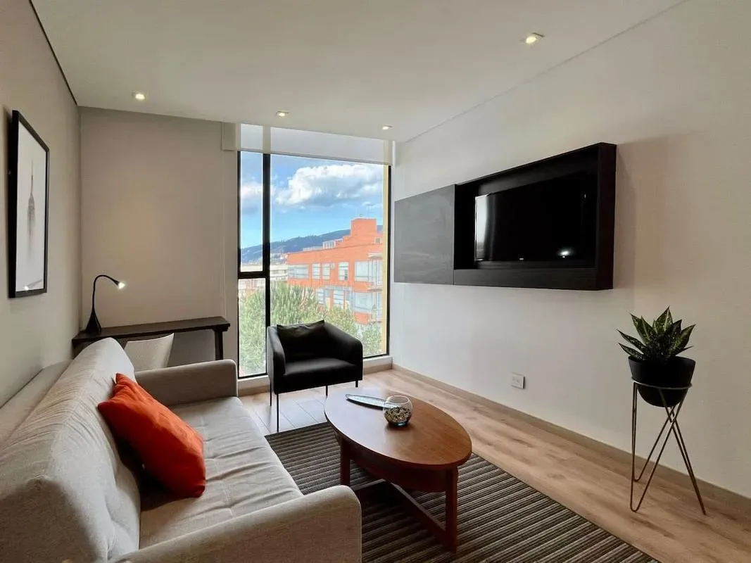 Bright 1BR in San Patricio w/ Gym