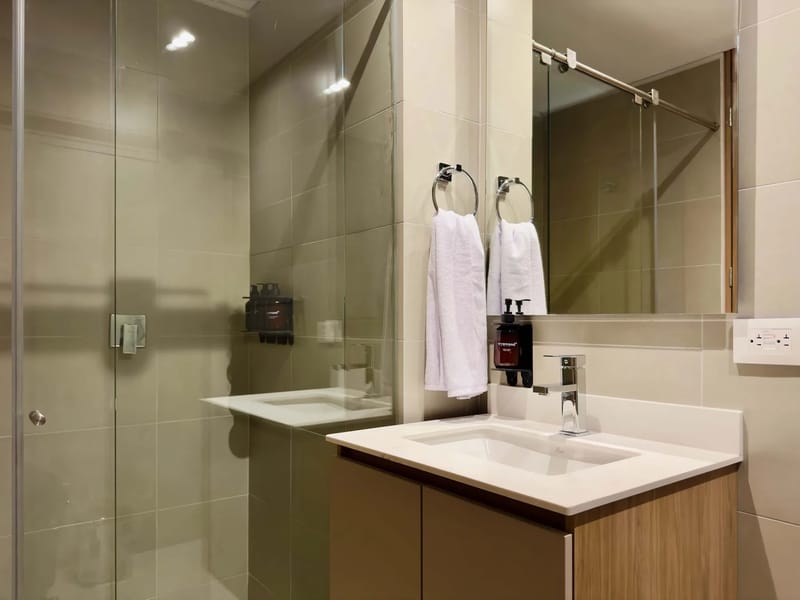 Stunning 2BR in Santa Barbara w/ Balcony