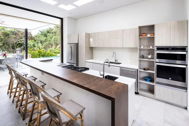 Mind-Blowing 4BR Villa w/ Pool at Mesa de Yeguas