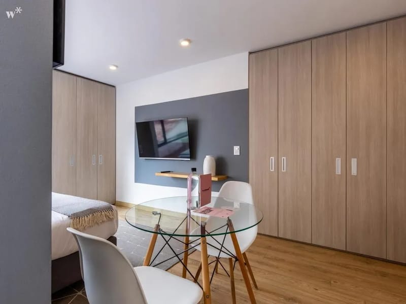 Intimate Loft in Santa Ana