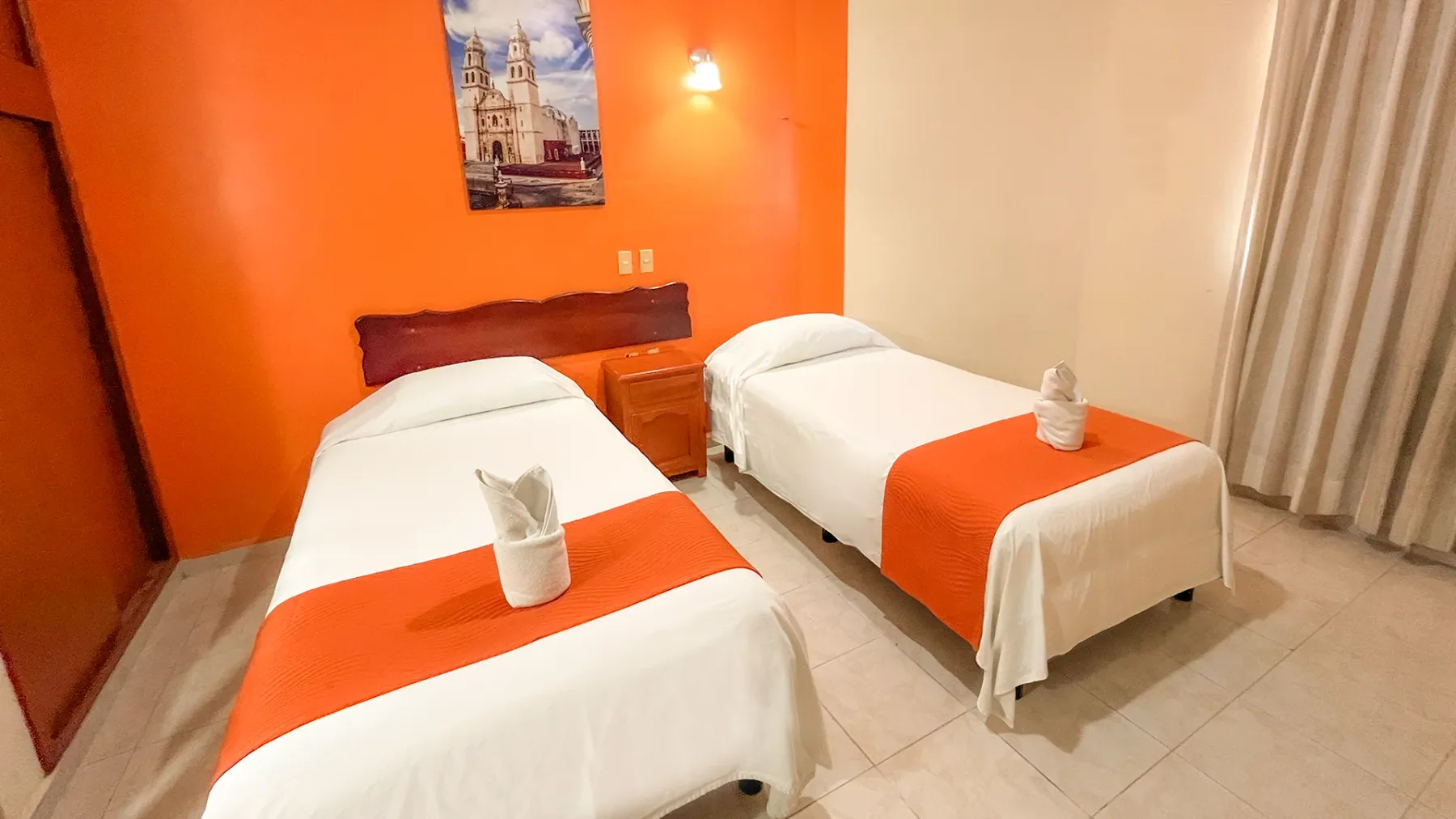 Habitación individual con dos camas individuales