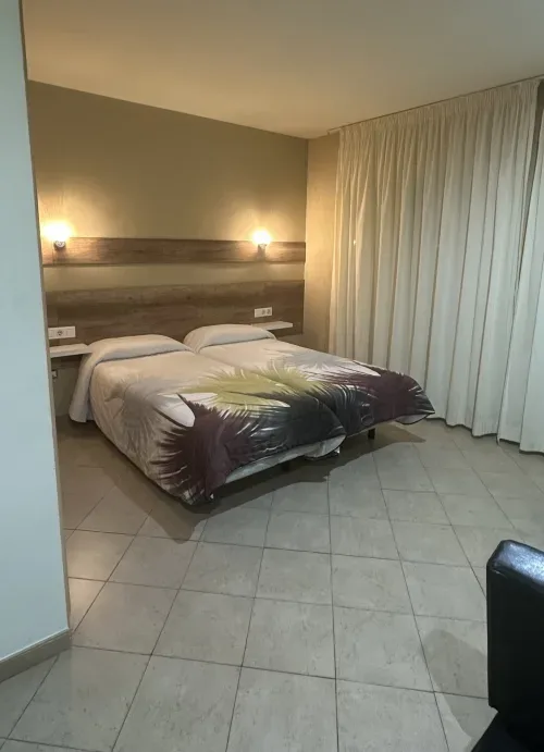 Triple Standard room