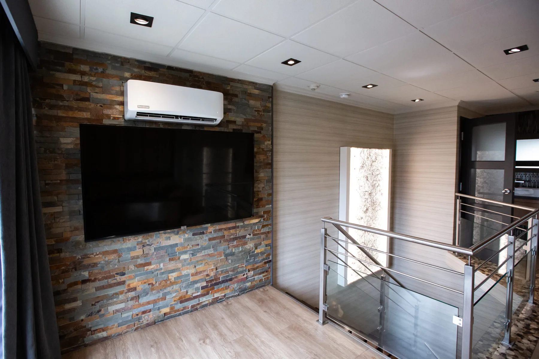 Hotel suite