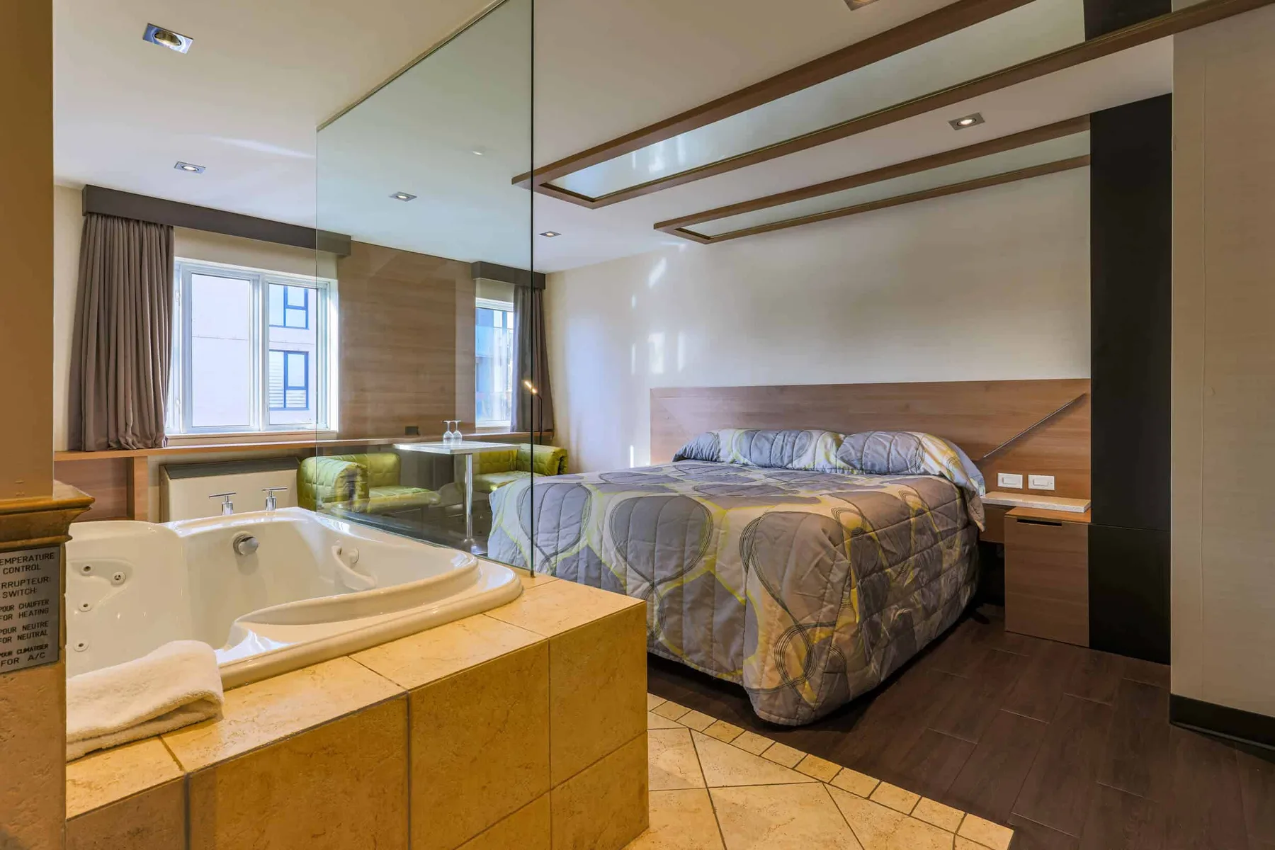 Hotel suite