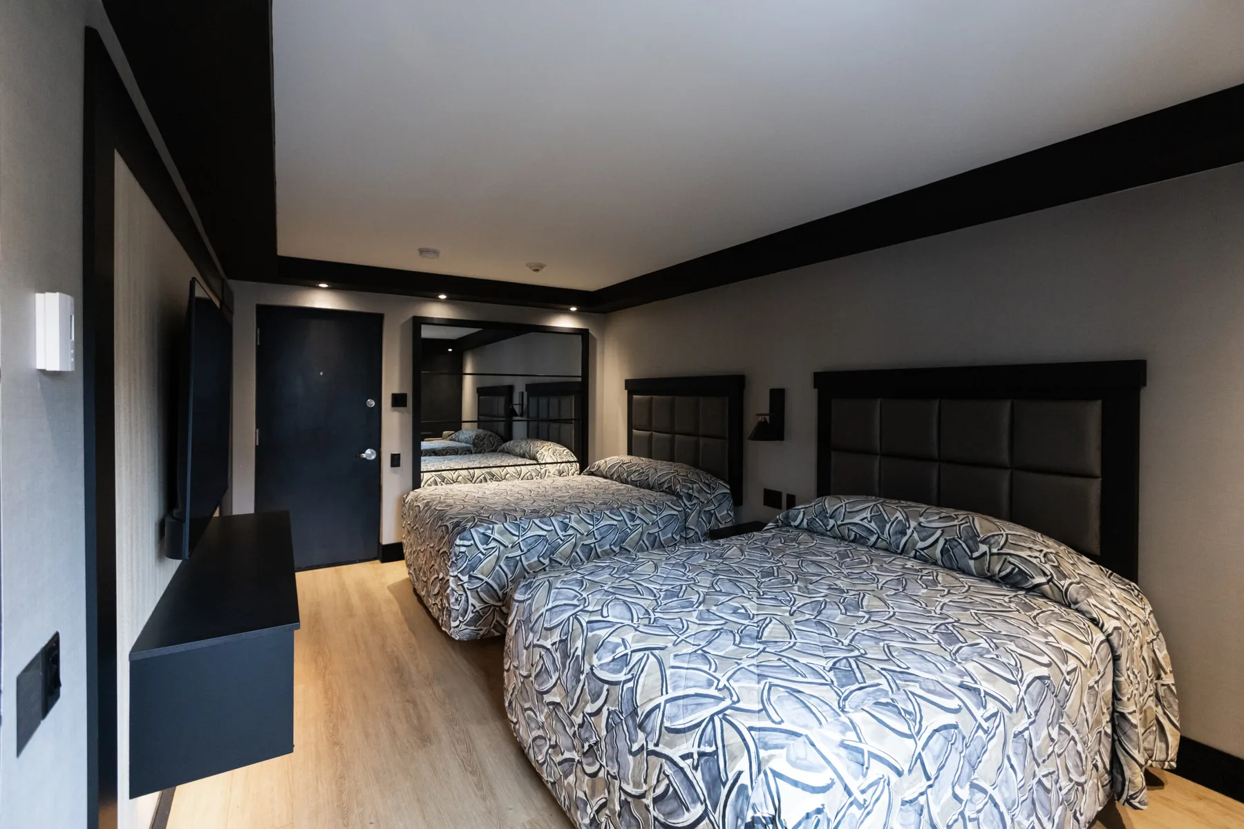Hotel suite