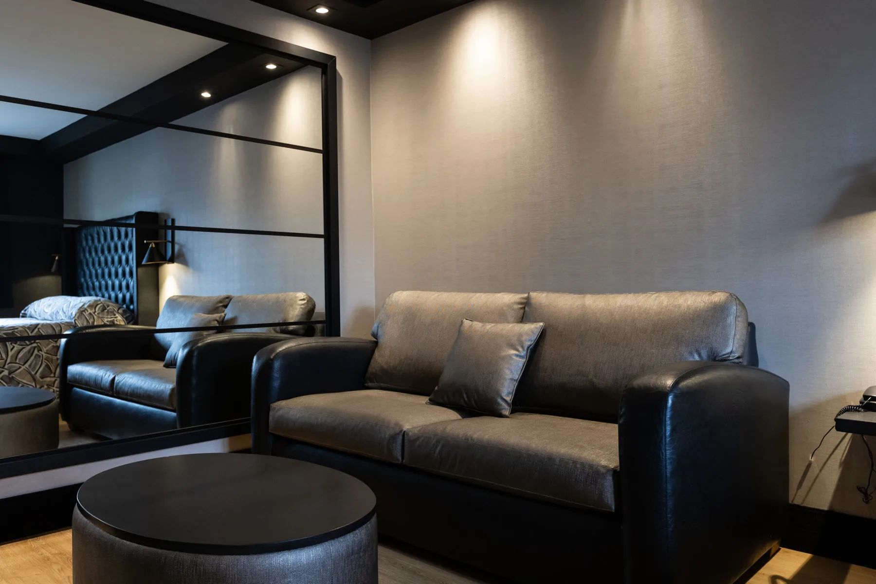 Hotel suite