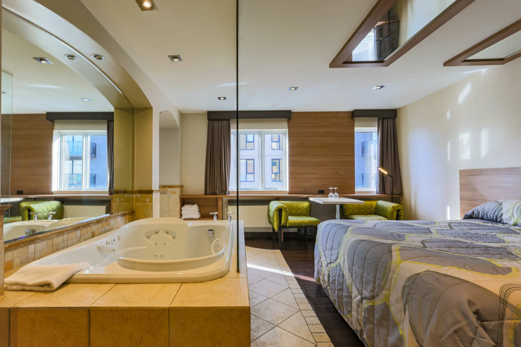 Hotel suite