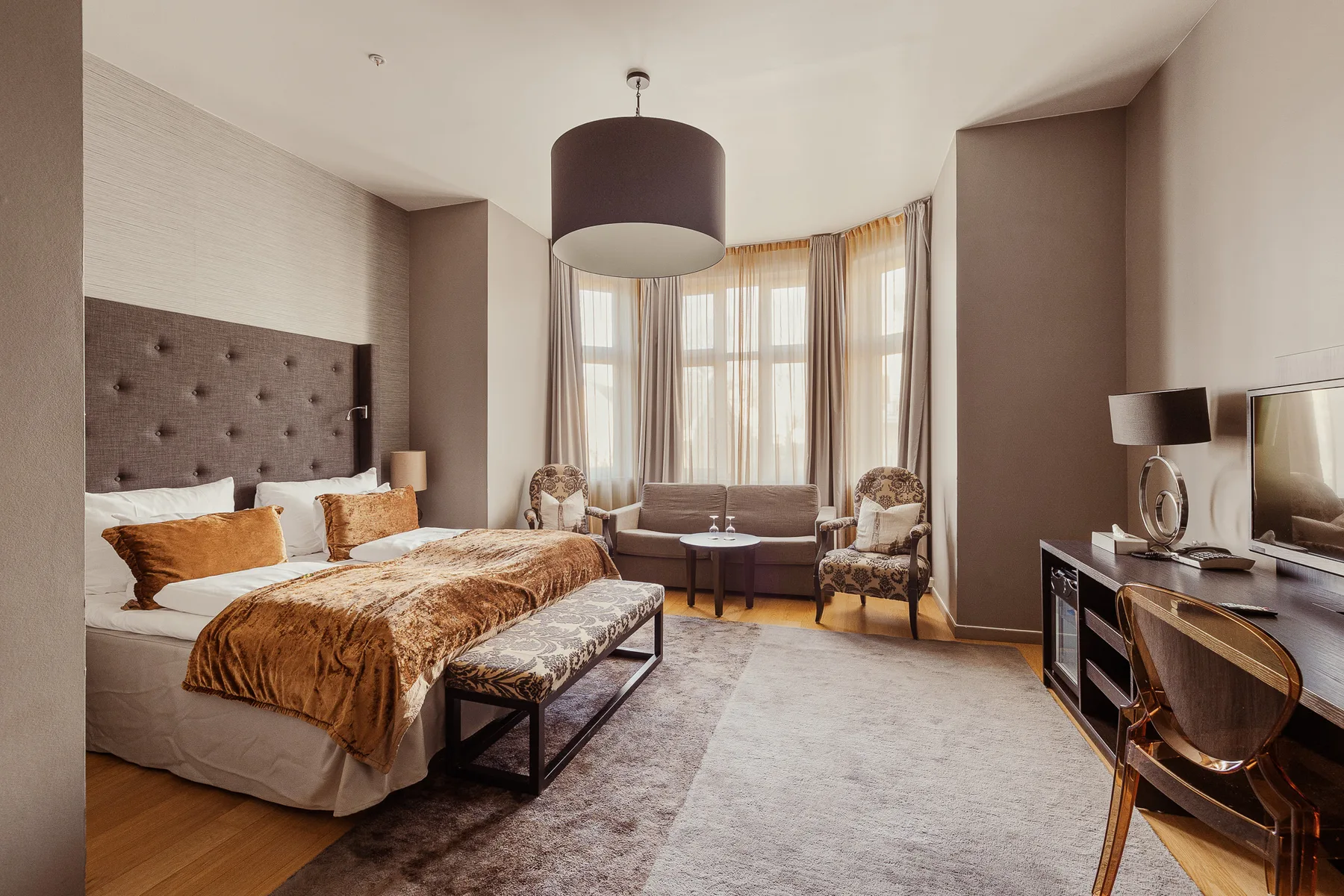 Saga Hotel room