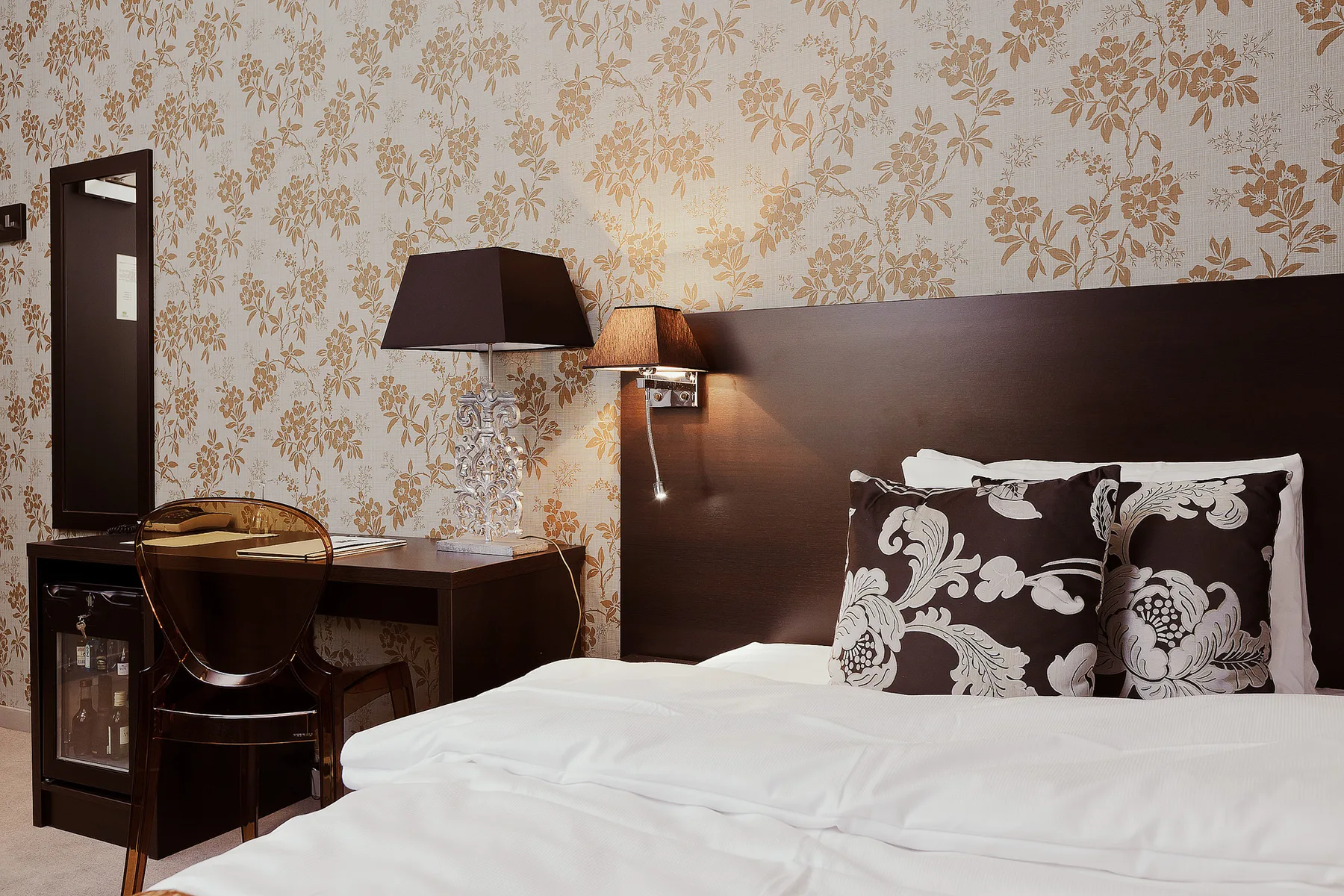 Saga Hotel room