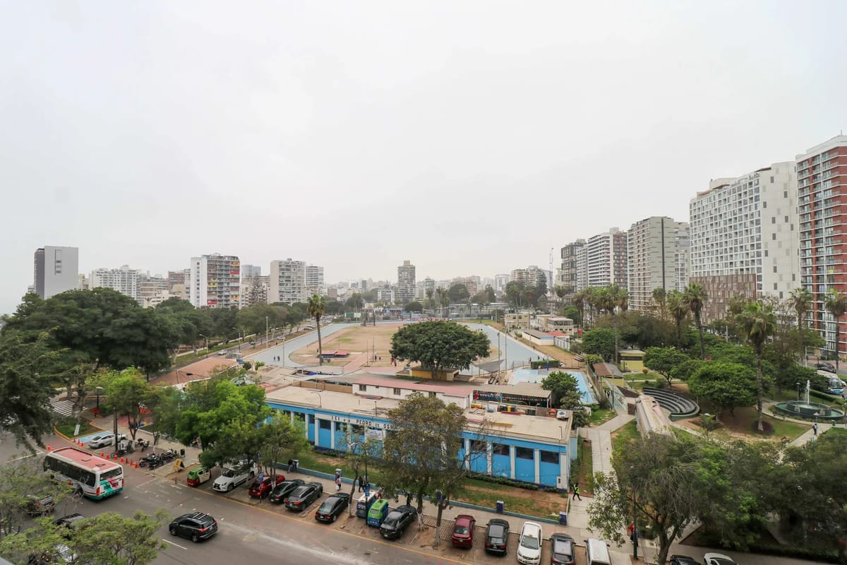 Radiant 1BR with Fantastic View in Barranco