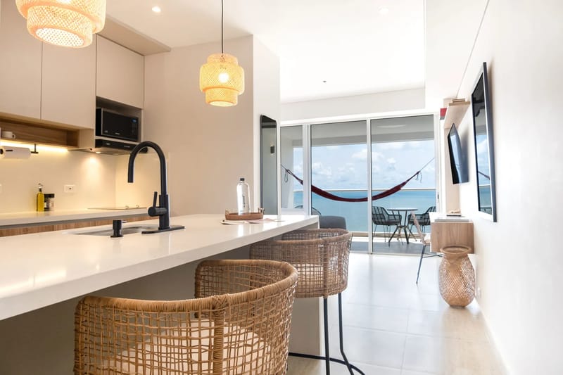 Dazzling Loft w/ Ocean View in Crespo