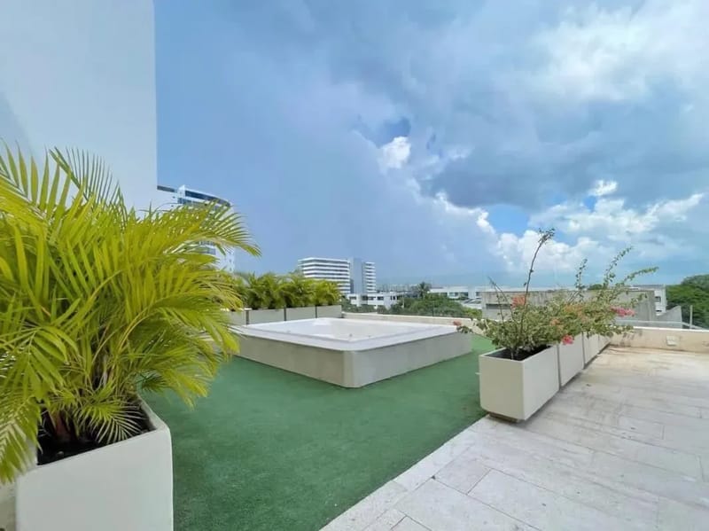 Dazzling Loft w/ Ocean View in Crespo