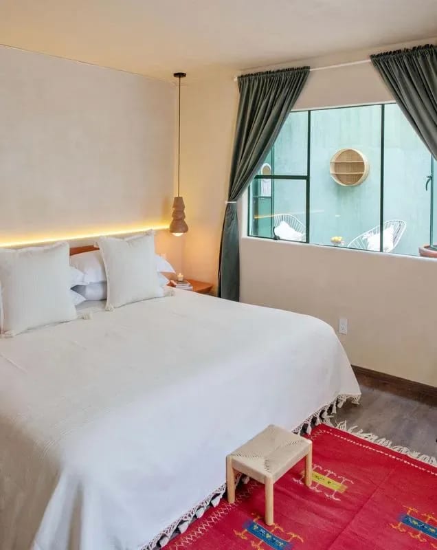 Stunning 10BR Villa with Lovely Terrace