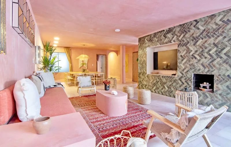 Stunning 10BR Villa with Lovely Terrace