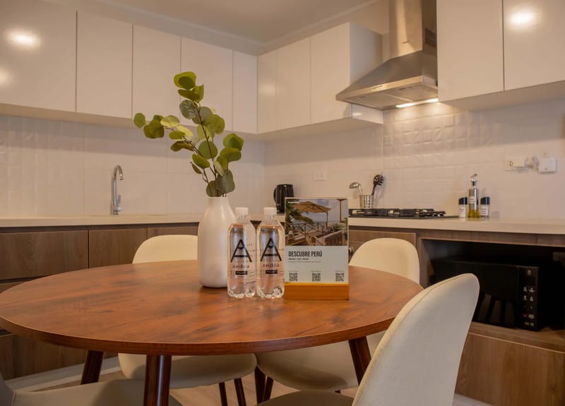 Majestic 2BR w/ Balcony in Miraflores