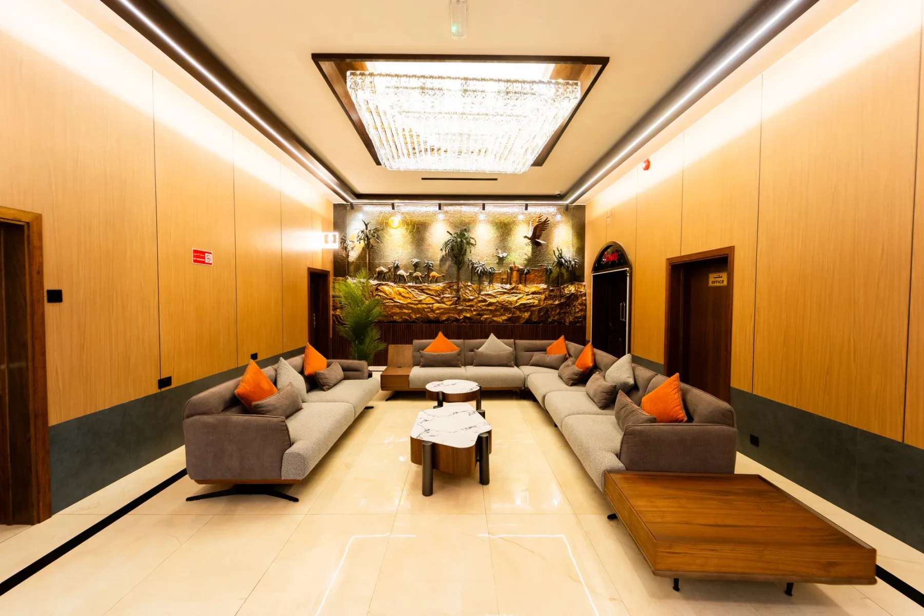 Grand Astoria Hotel