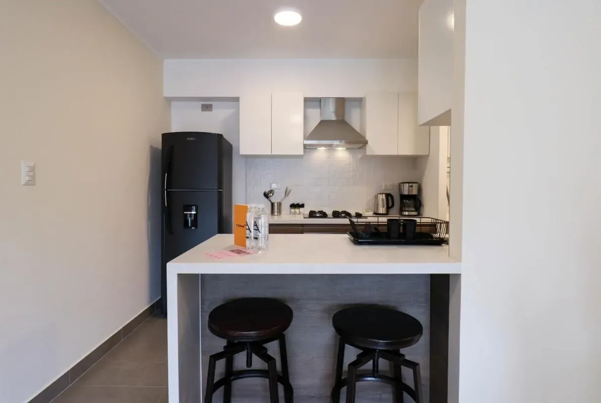Minimalist 2BR in Miraflores