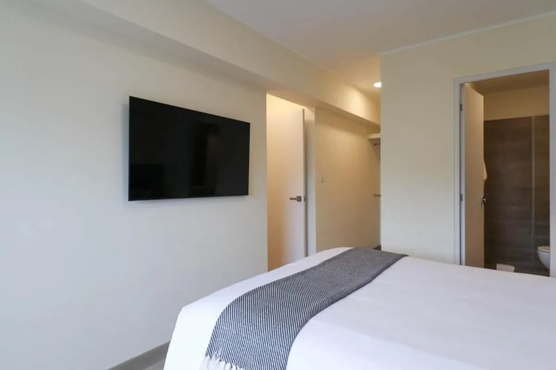 Minimalist 2BR in Miraflores