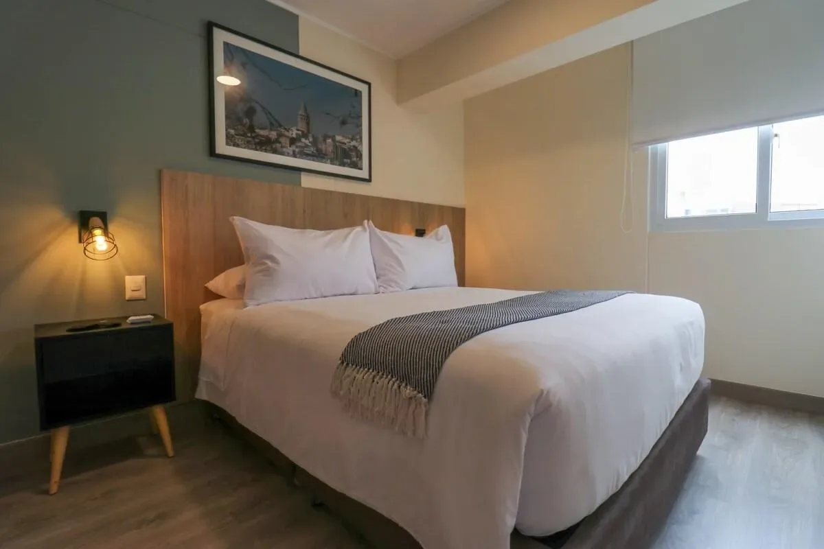 Minimalist 2BR in Miraflores