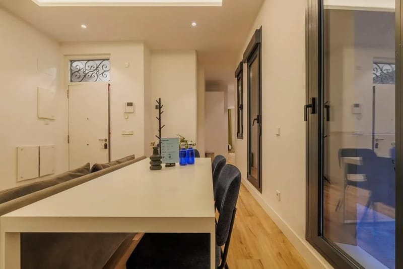 Engaging 3BR at Palacio Real