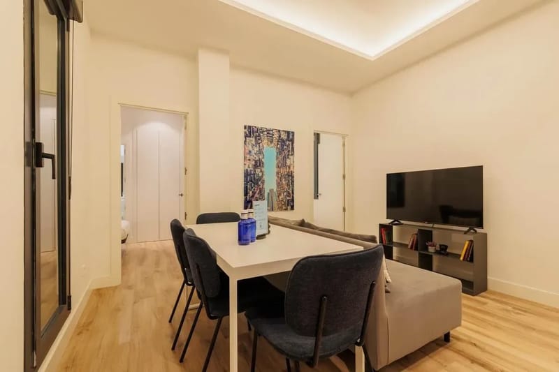 Engaging 3BR at Palacio Real