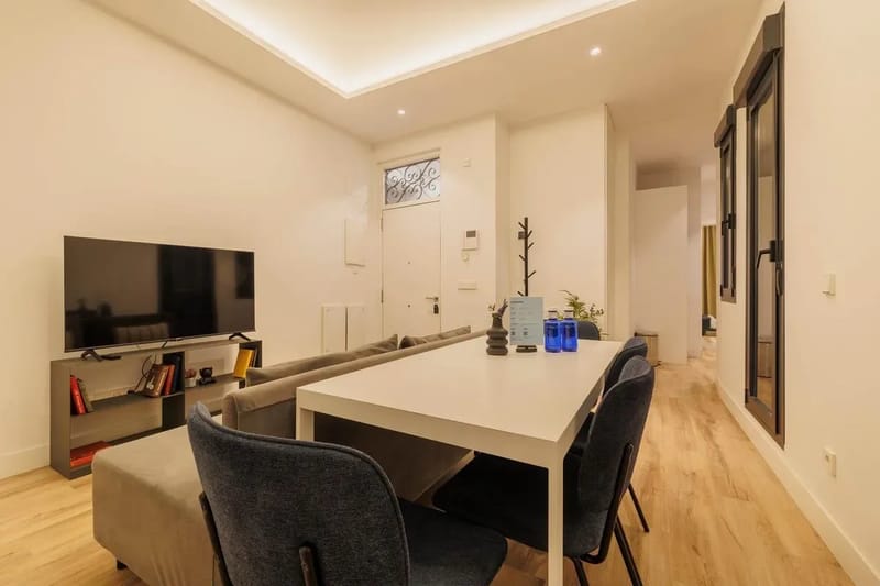 Engaging 3BR at Palacio Real
