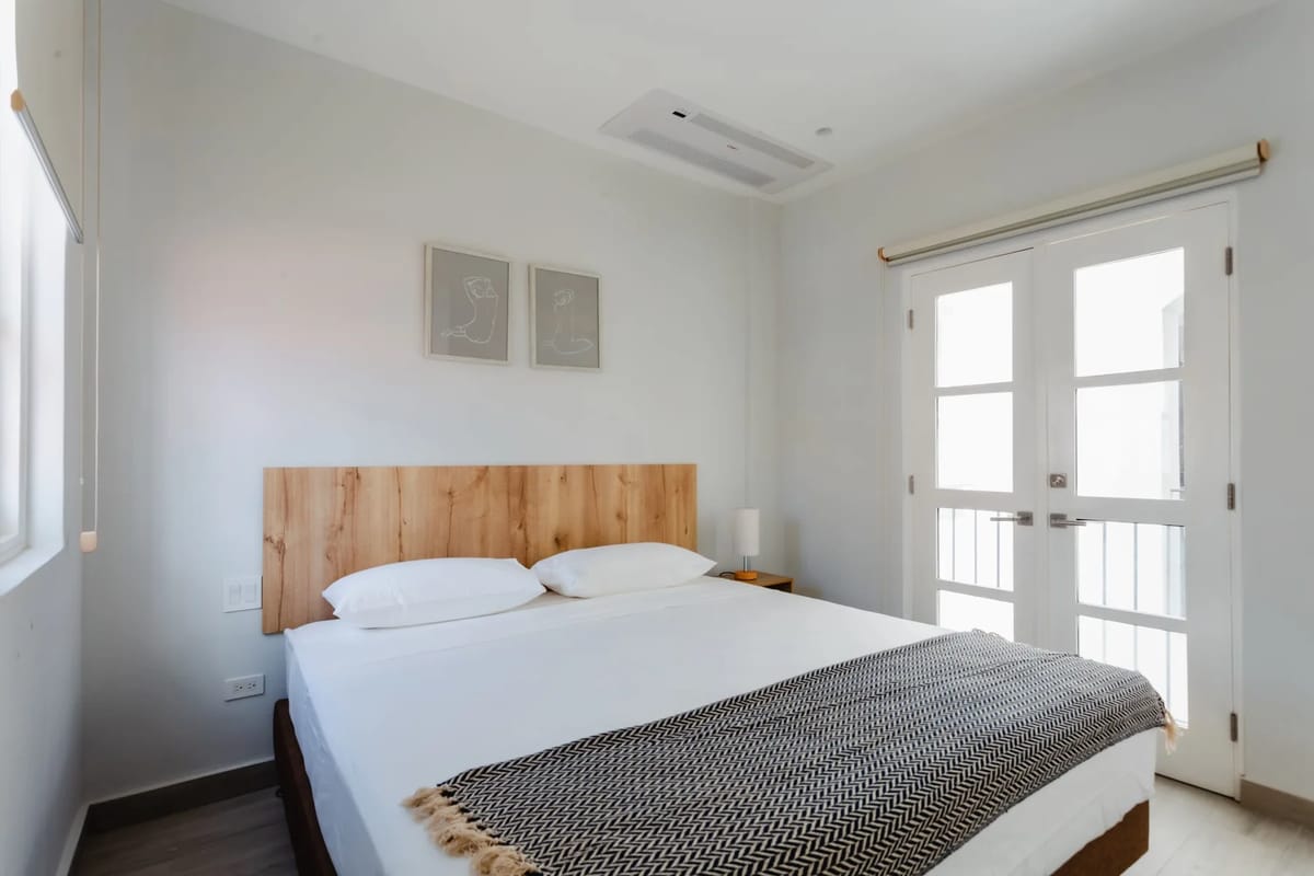Perfect 2BR in Casco Antiguo w/ Balcony