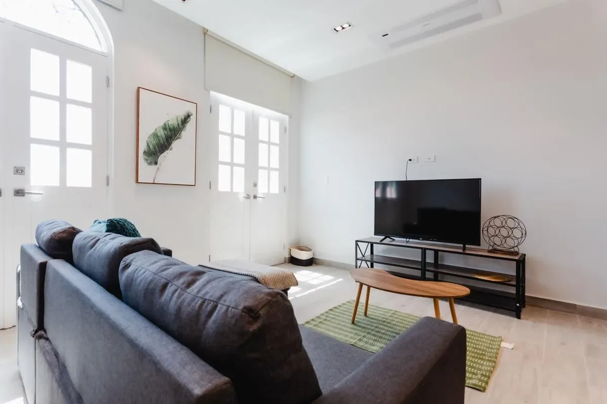 Perfect 2BR in Casco Antiguo w/ Balcony