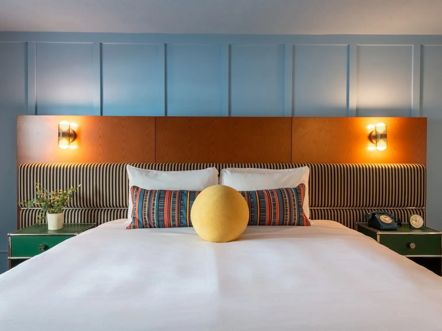 Driftaway Hotel & Pool