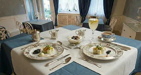 Desayuno en Conacul Poeților