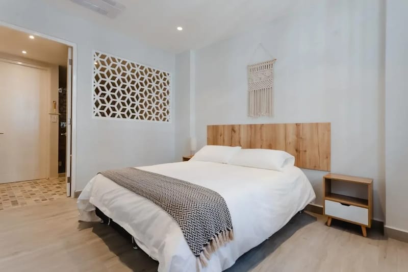 Premium 1BR in Casco Antiguo w/ Balcony