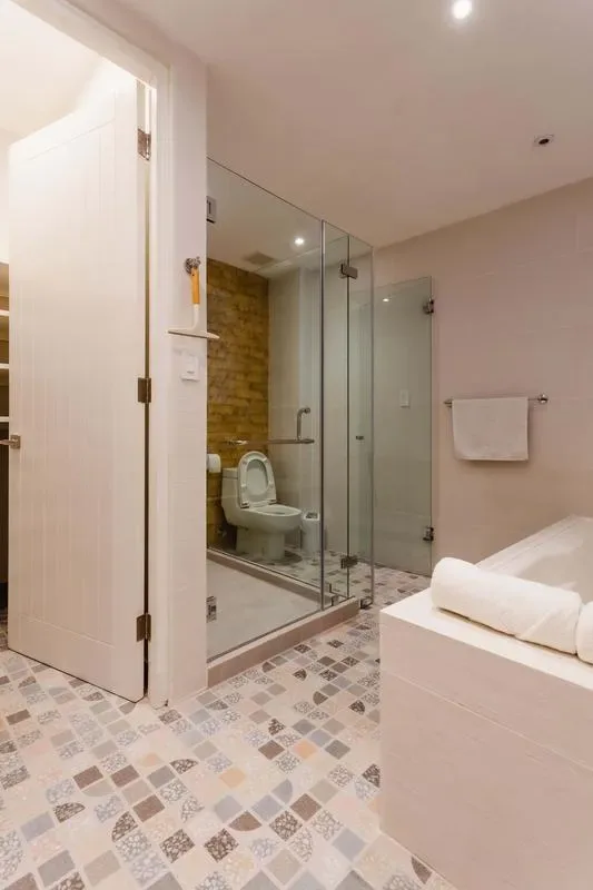 Premium 1BR in Casco Antiguo w/ Balcony