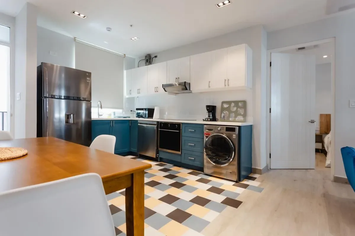 Premium 1BR in Casco Antiguo w/ Balcony