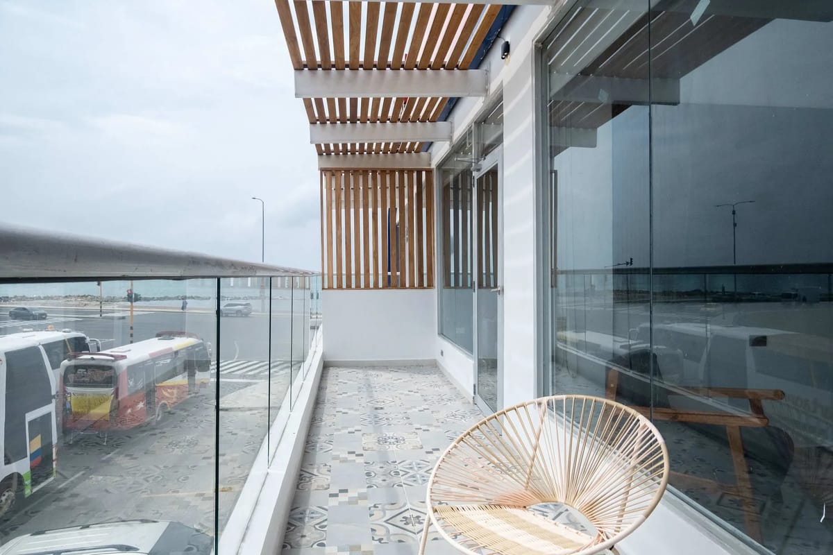 Lovely 2BR w/ Balcony near Ciudad Amurallada