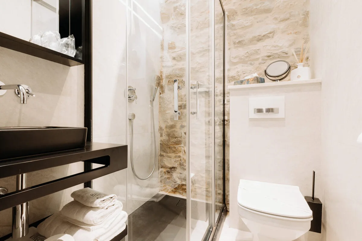 Habitación estándar con cama doble o dos camas individuales