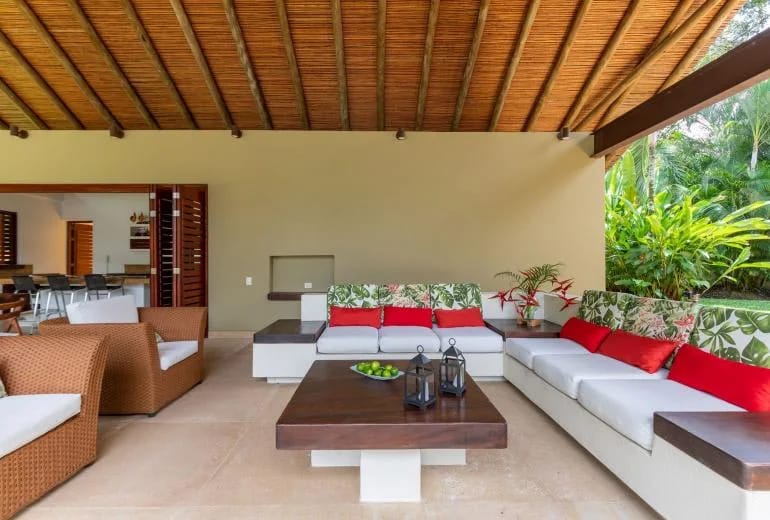 Astonishing 5BR House w/ pool in Anapoima