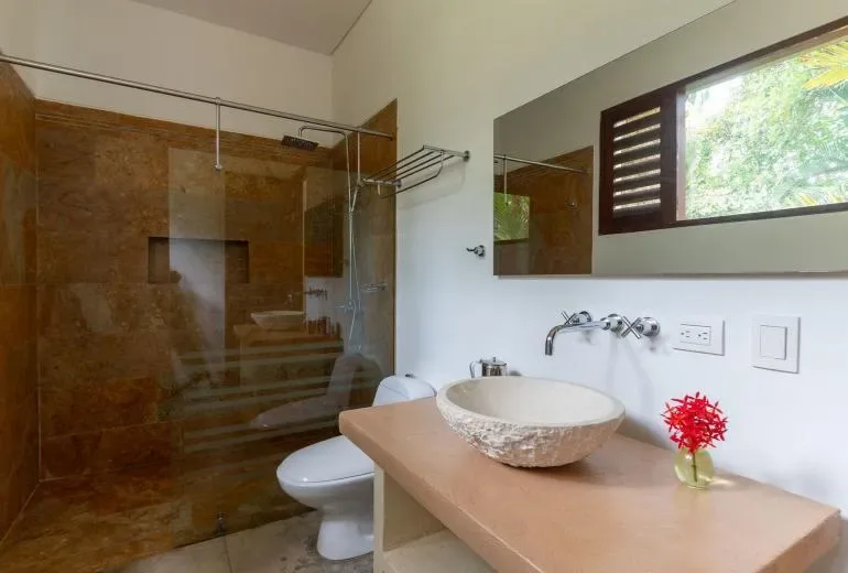 Astonishing 5BR House w/ pool in Anapoima