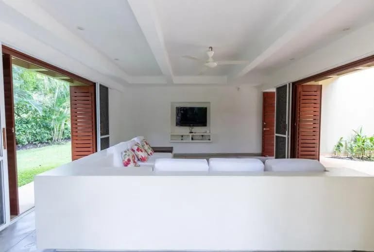 Astonishing 5BR House w/ pool in Anapoima