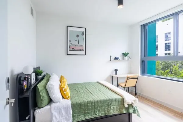 Amplio alojamiento moderno de 3 dormitorios en Wynwood