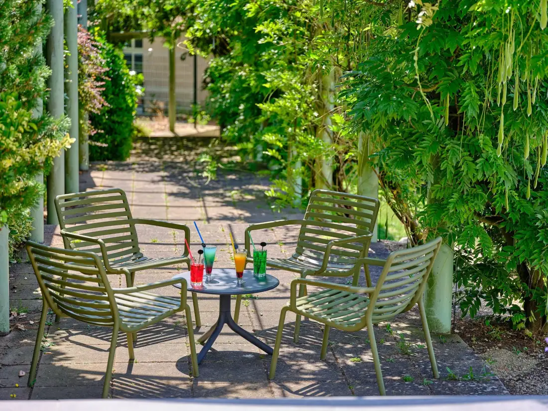 Zona de cócteles al aire libre
