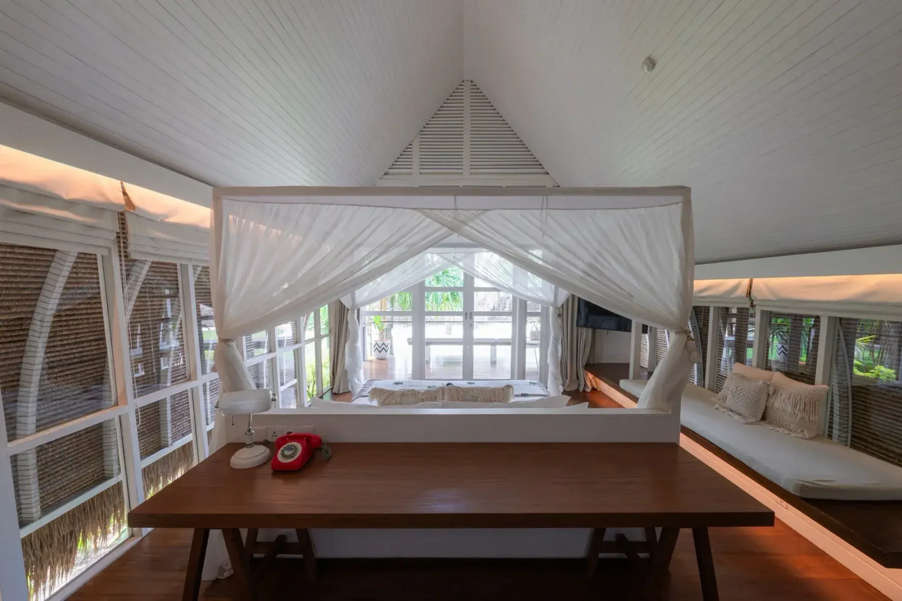 Cabana room