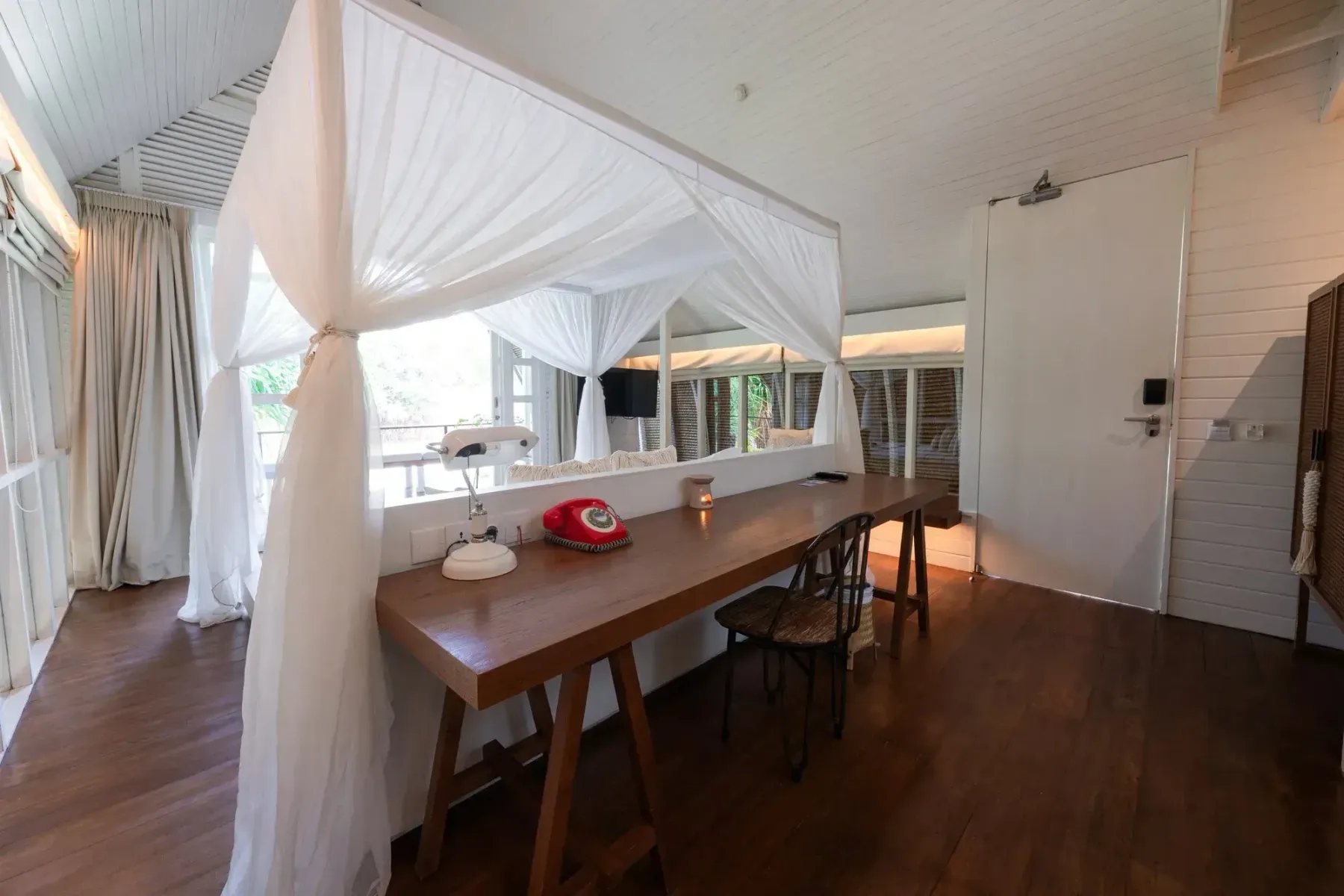 Cabana room