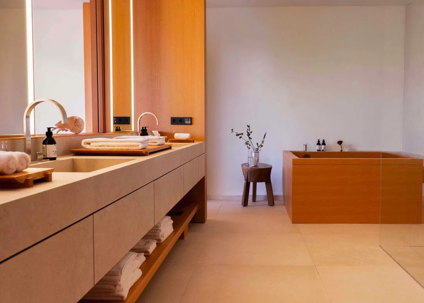 Suite 1001 Nights